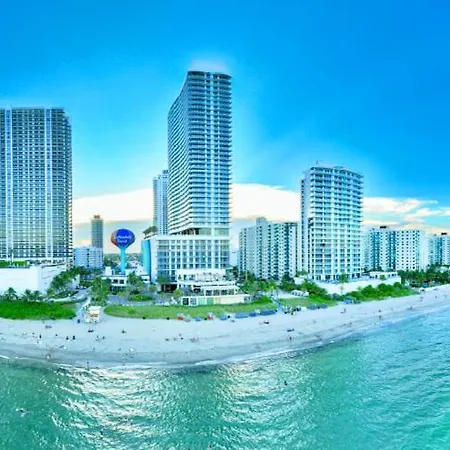 New Ocean View Condo, Direct Beach Access, Pool & Amenities At Hollywood Beach